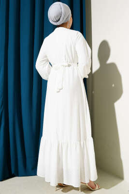 Kabartmalı Volanlı Kuşaklı Elbise Beyaz - Tesettür Elbise