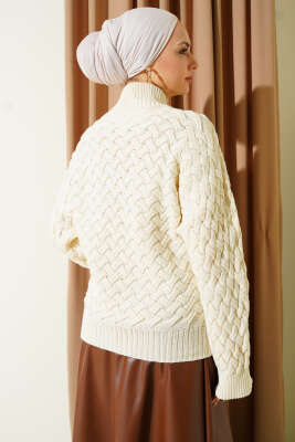 Kabartmalı Yarasa Kol Triko Kazak Ekru - Triko Kazak