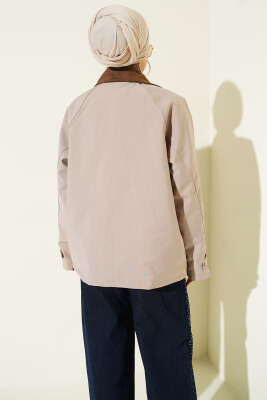 Kadife Gömlek Yaka Cepli Ceket Bej - Ceket