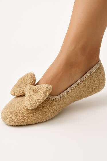 Kadın Kurdeleli Peluş Patik Latte - Babet / Patik Çorap