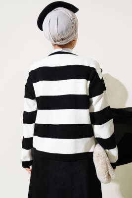 Kalın Çizgili Düğmeli Kısa Triko Hırka Siyah - Triko Hırka