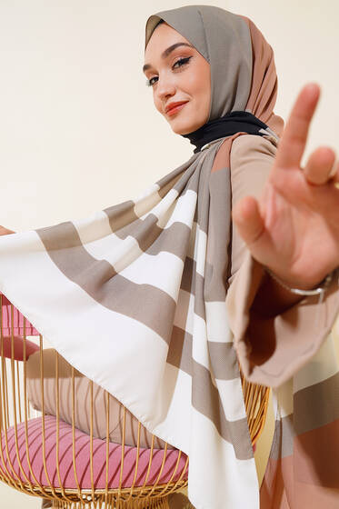 Kalın Çizgili Medine Şal Pudra - Başörtüsü