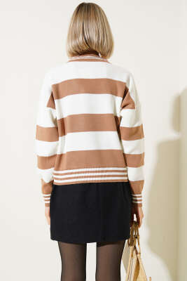 Kalın Yatay Çizgili Triko Crop Kazak Bisküvi - Kadın Giyim Modelleri