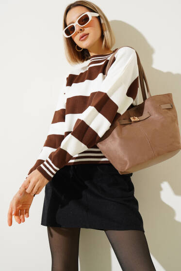 Kalın Yatay Çizgili Triko Crop Kazak Kahve - Yeni Giyim