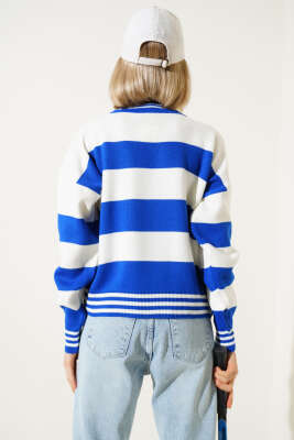 Kalın Yatay Çizgili Triko Crop Kazak Saks - Kadın Giyim Modelleri