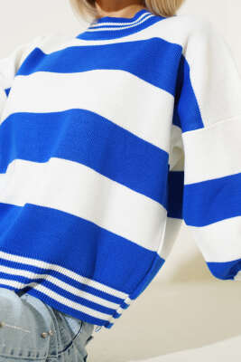 Kalın Yatay Çizgili Triko Crop Kazak Saks - Kadın Giyim Modelleri