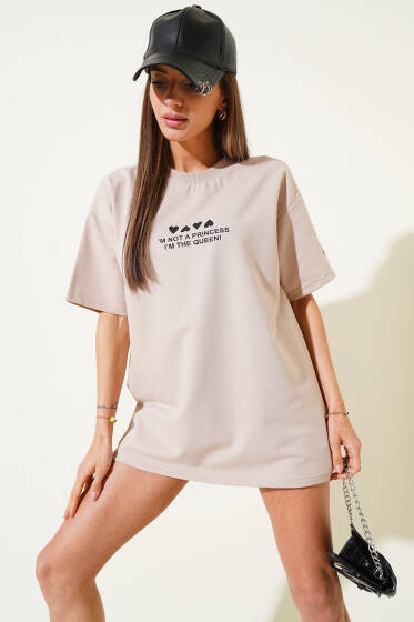 Kalp Baskılı Yazılı T-shirt Bej - Kadın Giyim Modelleri