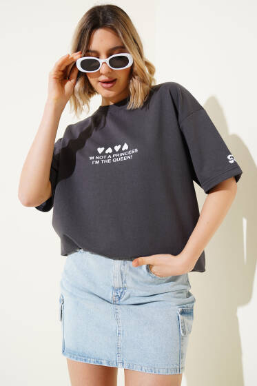 Kalp Baskılı Yazılı T-shirt Füme - Kadın Giyim Modelleri