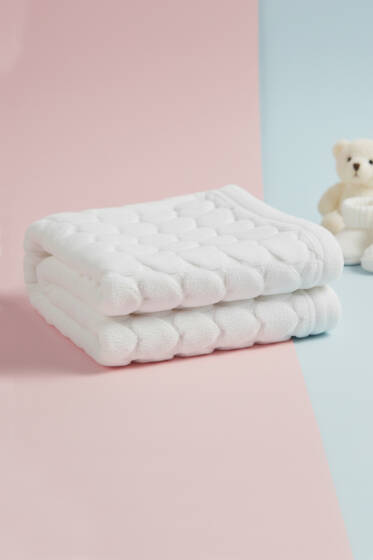 Kalp Desenli Bebek Battaniye Beyaz - Battaniye