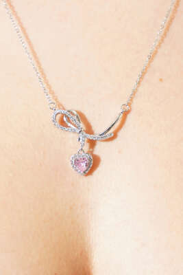 Kalp Detaylı Fiyonk Kolye Gümüş - Yılın Fırsatı