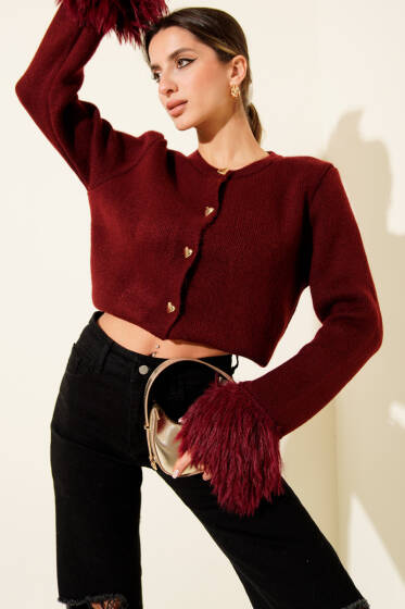 Kalp Düğmeli Bilek Kürklü Triko Hırka Bordo - Kadın Giyim Modelleri