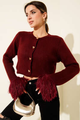 Kalp Düğmeli Bilek Kürklü Triko Hırka Bordo - Kadın Giyim Modelleri