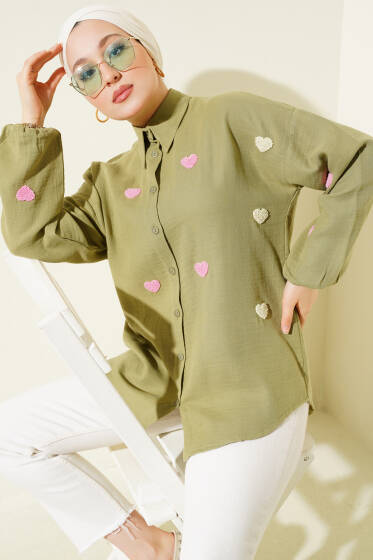 Kalp Nakışlı Keten Gömlek Haki - Gömlek