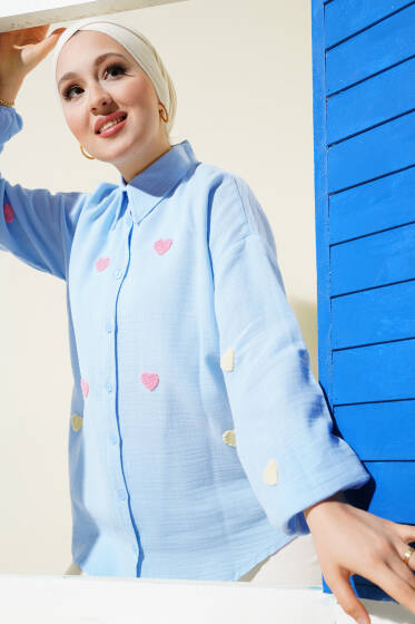 Kalp Nakışlı Keten Gömlek Mavi - Gömlek