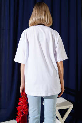 Kalp Nakışlı T-shirt Beyaz - Kadın Giyim Modelleri