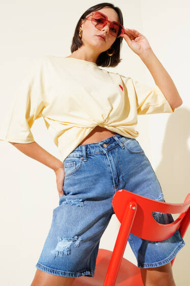 Kalp Nakışlı T-shirt Sarı - Kadın Giyim Modelleri