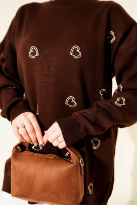 Kalp Nakışlı Triko Kazak Kahve - Triko Kazak