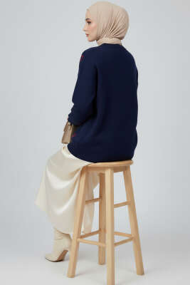 Kalp Nakışlı Triko Kazak lacivert - Yılın Fırsatı