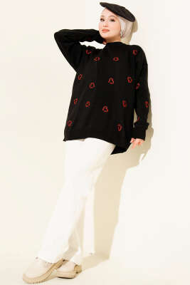 Kalp Nakışlı Triko Kazak Siyah - Triko Kazak