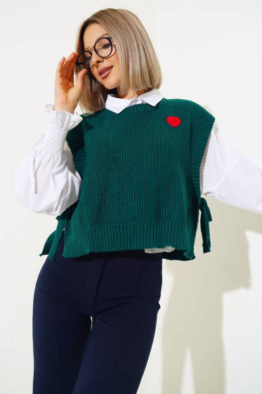 Kalp Nakışlı Triko Kısa Süveter Nefti - Yeni Giyim