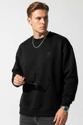 Kalp Nakışlı Üç İplik Erkek Sweatshirt Siyah - Erkek Sweatshirt