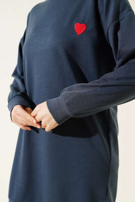 Kalp Nakışlı Uzun Tunik Füme - Triko Tunik