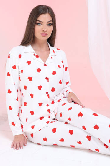 Kalp Süslemeli Düğmeli Süet Pijama Takımı Beyaz - Pijama