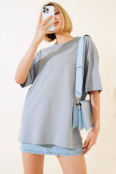 Kalp Taşlı T-shirt Gri - Yeni Giyim