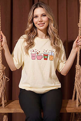 Kalpli Bardak Baskılı T-shirt Krem - Kadın Giyim Modelleri