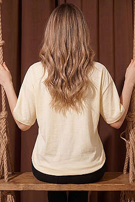 Kalpli Bardak Baskılı T-shirt Krem - Kadın Giyim Modelleri