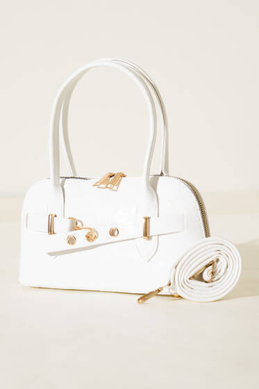 Kanca Detaylı Fermuarlı Rugan Çanta Beyaz - Kol Çantası