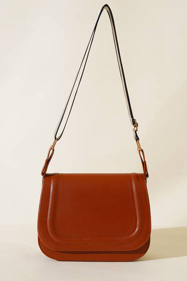 Kapaklı Baget Çanta Taba - Kol Çantası