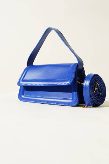 Kapaklı Mıknatıslı El Çantası Saks - Kol Çantası