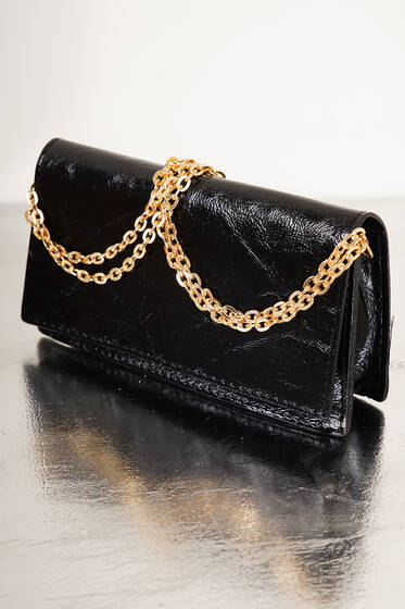 Kapaklı Zincirli Omuz Çantası Siyah Gümüş - Kol Çantası