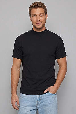 Kapalı Yaka Basic Erkek T-shirt Siyah - WİPEOUT
