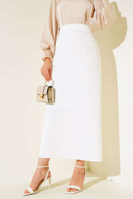 Kapalı Yırtmaçlı Kalem Etek Beyaz 