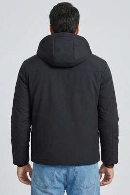 Kapitone Astarlı Kapüşonlu Mont Siyah - Erkek Mont