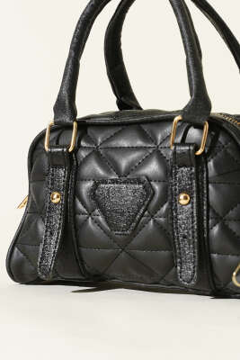 Kapitone Detay Fermuarlı Çanta Siyah - Kol Çantası