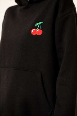 Kapşonlu Kiraz Baskılı Sweatshirt Siyah - Kadın Giyim Modelleri