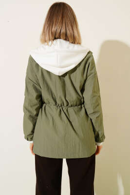 Kapüşonlu Bel Tünelli Paraşüt Ceket Haki - Kadın Giyim Modelleri
