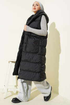 Kapüşonlu Cepli Uzun Şişme Yelek Siyah - Yelek