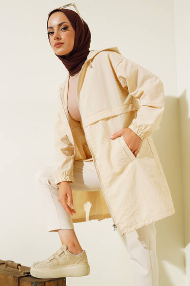 Kapüşonlu Fermuarlı Yağmurluk Bej - Kap