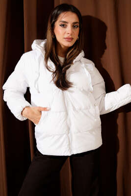 Kapüşonlu Fermuarlı Kısa Şişme Mont Beyaz - Kadın Giyim Modelleri