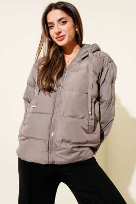 Kapüşonlu Fermuarlı Kısa Şişme Mont Füme - Kadın Giyim Modelleri