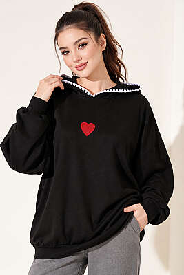 Kapüşonlu Kalp Nakışlı Sweatshirt Siyah - Kadın Giyim Modelleri