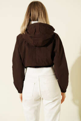 Kapüşonlu Paraşüt Crop Ceket Kahve - Kadın Giyim Modelleri