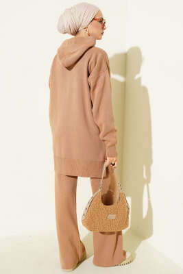 Kapüşonlu Ponponlu Triko İkili Takım Latte - İkili Takım