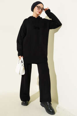 Kapüşonlu Ponponlu Triko İkili Takım Siyah - SUDE NAZ