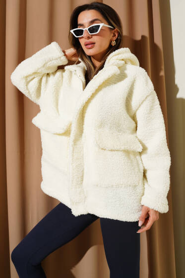 Kapüşonlu Torba Cepli Peluş Mont Ekru - Kadın Giyim Modelleri