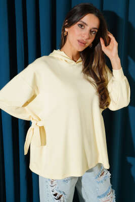 Kapüşonlu Yan Bağlamalı Sweatshirt Sarı 